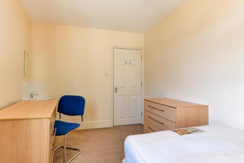 2 Nesbitt Road Bedroom 4 (1)