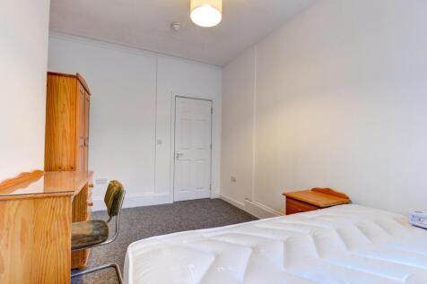 16 Beaconsfield Road Bedroom 4 (2)