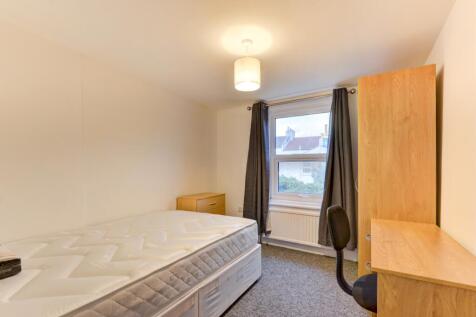 16 Beaconsfield Road Bedroom 6 (3)