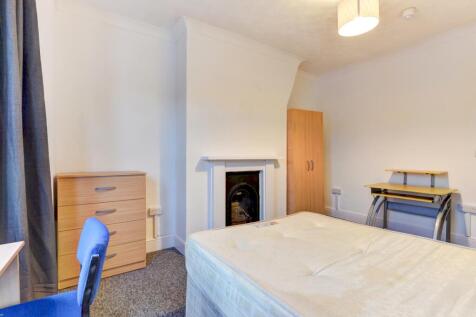 16 Beaconsfield Road Bedroom 8 (2)