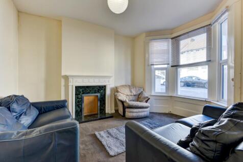 43 Beaconsfield Road Lounge