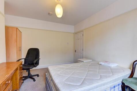 89 Stanmer Villas Bedroom 1 (2)