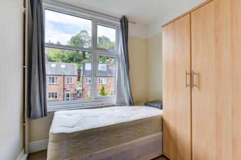 89 Stanmer Villas Bedroom 3