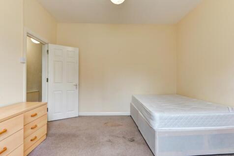 183 Queens Park Road Bedroom 1 (2)