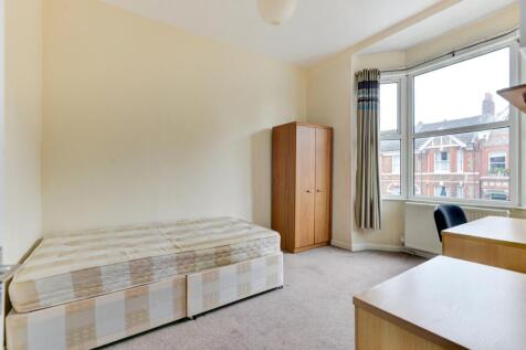 183 Queens Park Road Bedroom 5 (2)