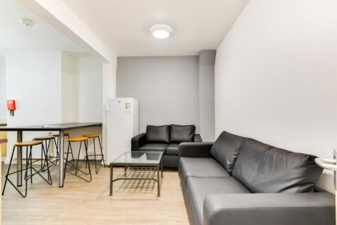 53 Milner Road Lounge Area