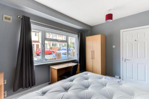 53 Milner Road Bedroom 1