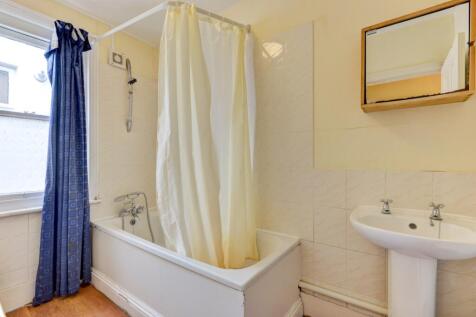 BATHROOM (2)