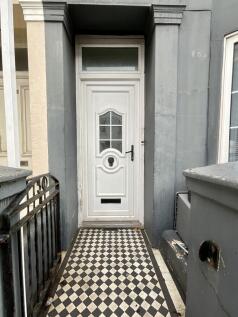 50 Beaconsfield Road - FOH (3)