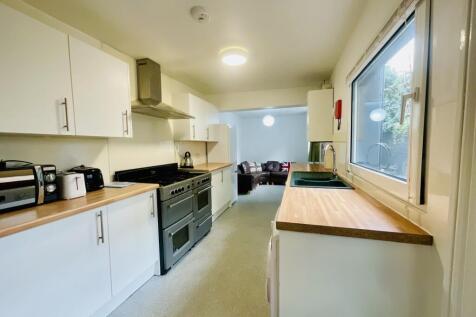 50 Beaconsfield Road - Kitchen (1)