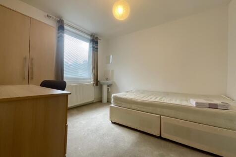 50 Beaconsfield Road - Bedroom 4 (1)