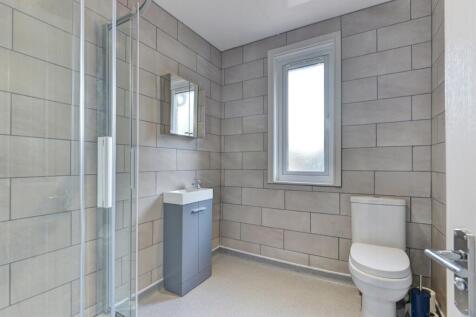 3 Coldean Lane Bathroom 1 (1)