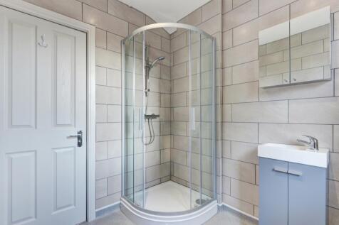 3 Coldean Lane Bathroom 1