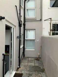 63 Bernard - Garden 5