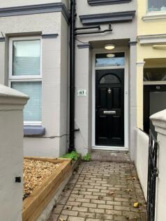 63 Bernard - Front of house 2