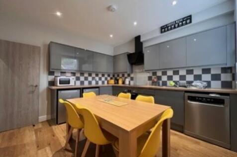 69 Bear Road - Kitchen (1)