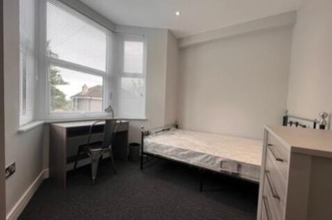 69 Bear Road - Bedroom 1 (1)