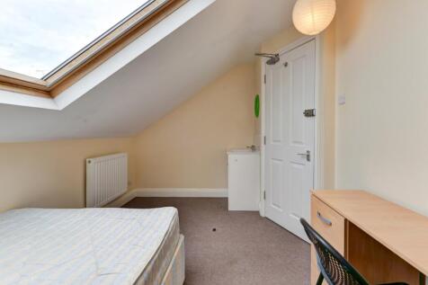 97 Whippingham Road Bedroom 7 (2)
