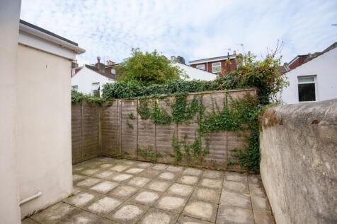 97 Whippingham Road Garden