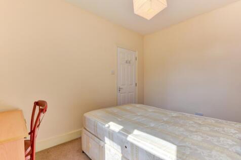 G4 83 Brading Road Bedroom 4 (1)