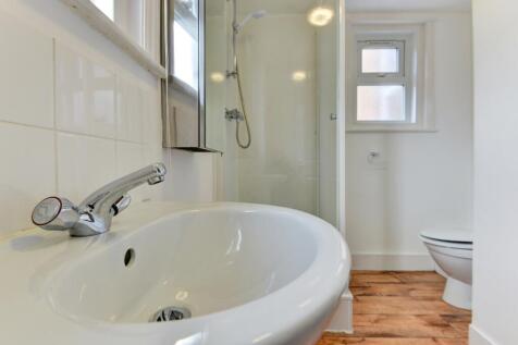 9 Coronation Street shower room ground floor