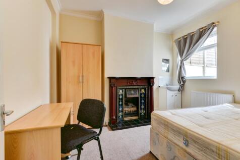 99 Brading Road Bedroom 2
