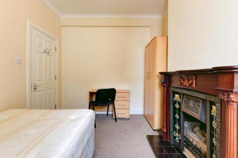 99 Brading Road Bedroom 2 (2)