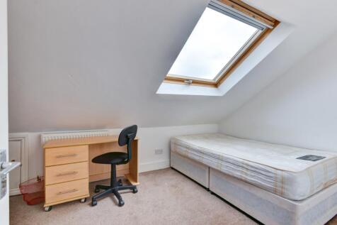 99 Brading Road Bedroom 7