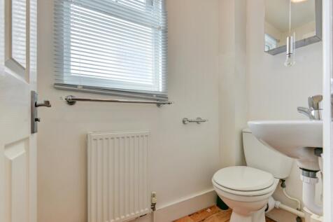 99 Brading Road WC