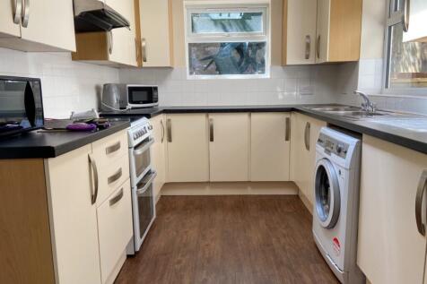 16 Hollingbury Road Kitchen (2)