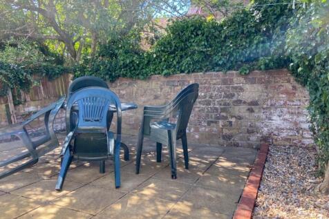 16 Hollingbury Road Outside Area