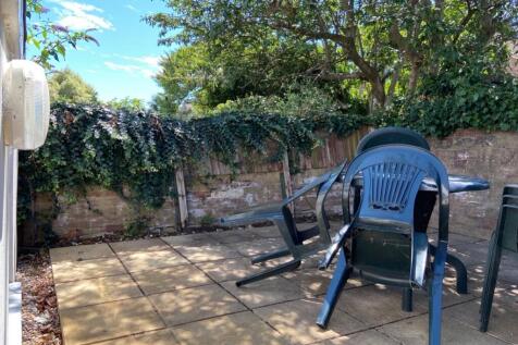 16 Hollingbury Road Outside Area (2)