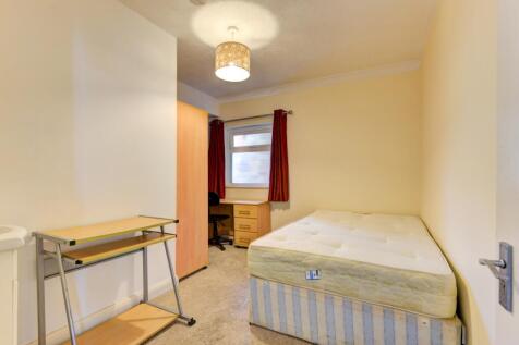 6 Nyetimber Hill Bedroom 2 (2)