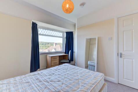 6 Nyetimber Hill Bedroom 4