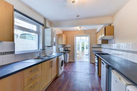 8 Hollingbury Park Avenue Kitchen