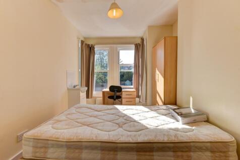 8 Hollingbury Park Avenue Bedroom 4