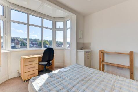 33 Stanmer Villas Bedroom 4 (2)