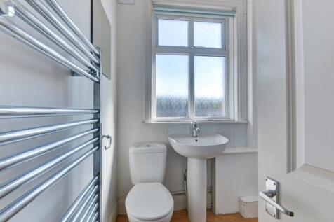33 Stanmer Villas Bathroom 2
