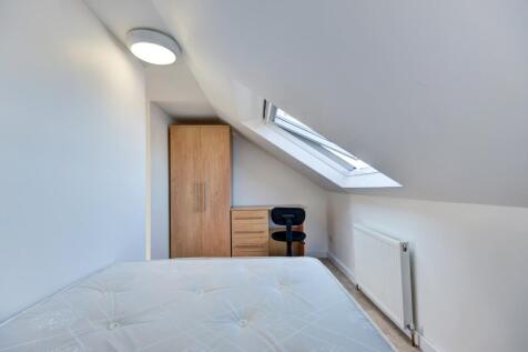 4 Coronation Street Bedroom 6 (1)