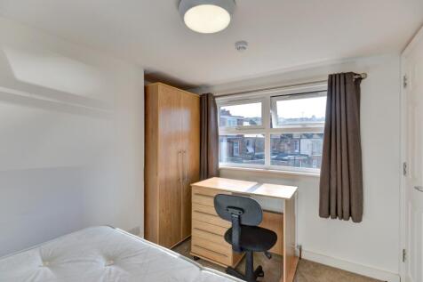 4 Coronation Street Bedroom 7 (1)