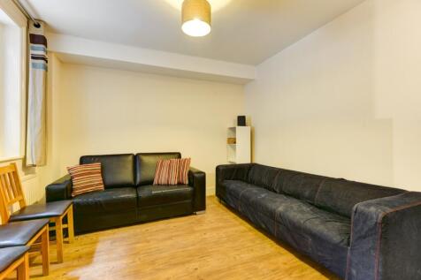 12 Pevensey Road Lounge