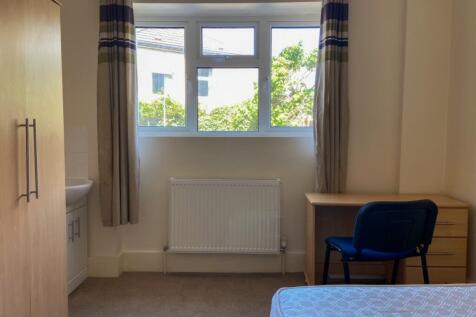3 Elm Grove Bedroom 2 (2)