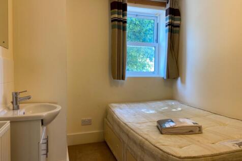 3 Elm Grove Bedroom 5