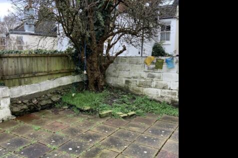 10. Garden