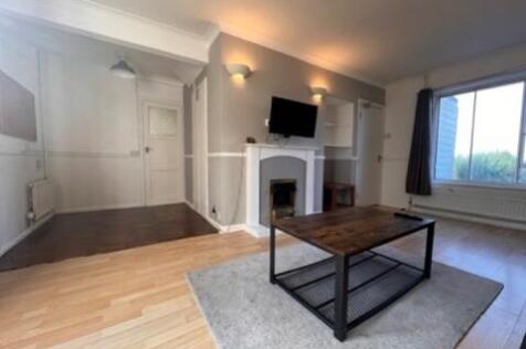 40 Stephens Road - Lounge (2)