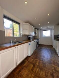 40 Stephens Road - Kitchen (1)