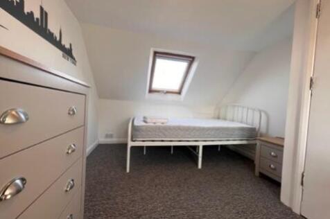 40 Stephens Road - Bedroom 4 (1)