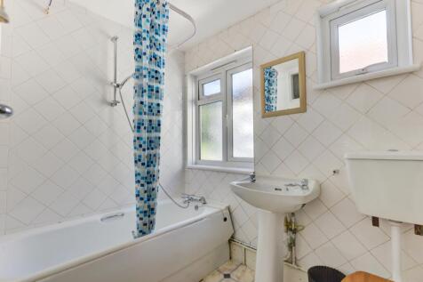 3 Hollingbury Road Bathroom