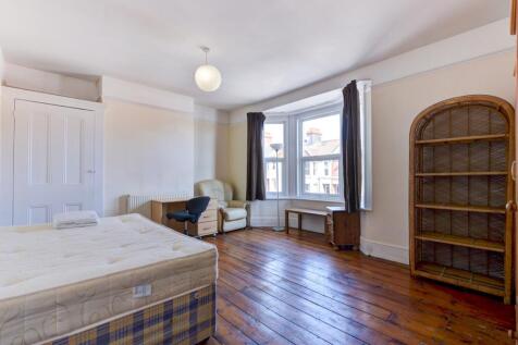 3 Hollingbury Road Bedroom 5 (1)