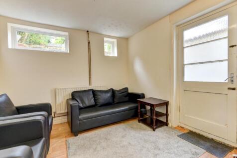 15 Hollingbury Road Lounge